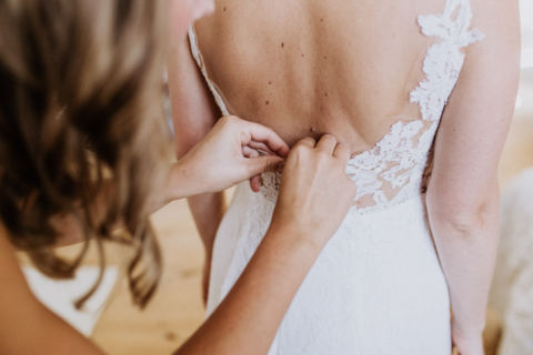 Hochzeitskleid Rücken - Hochzeitsfotograf Berlin