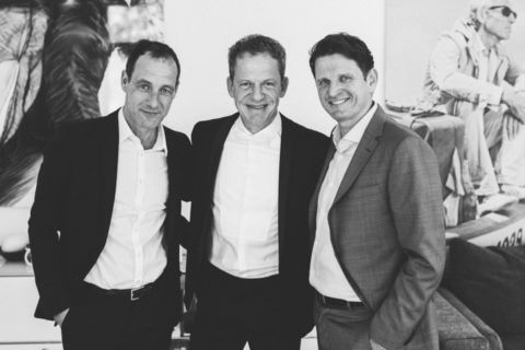 Foto der Trauzeugen des Bräutigamns