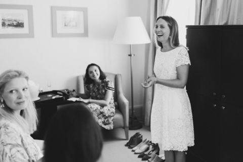 Hochzeitsfotografie Berlin: Lachende Braut