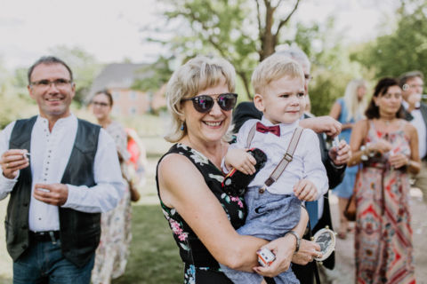 Kind und Hochzeitsgast - Hochzeitsfotograf Berlin