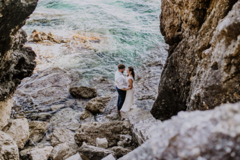 Hochzeitsfoto: Ehepaar an der Steilküste