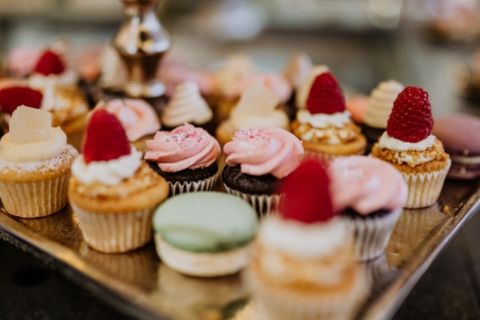 Hochzeitsfotografie von leckeren Cup Cakes