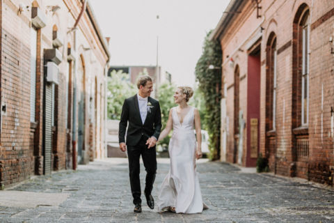 Fotografie Hochzeitspaar in einer Gasse