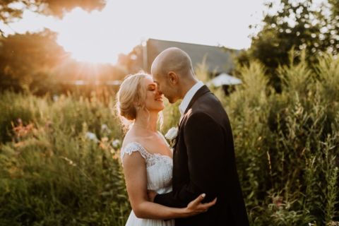 Kuss zum Sonnenuntergang - Hochzeitsfotograf Berlin