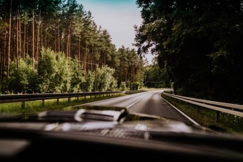 Auf dem Weg zur Hochzeitsfeier - Foto der Autofahrt