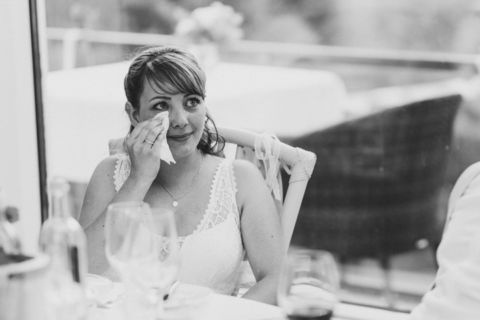 Braut in Tränen - Hochzeitsfotografie