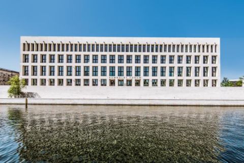 Humboldt Forum am Wasser, Berlin - Bilder Immobilien