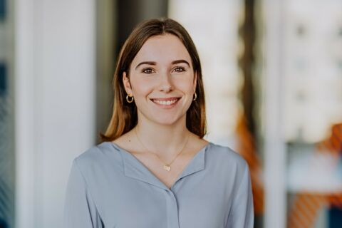 Lukas Schramm Berlin - Businessfotografie Mitarbeiterin